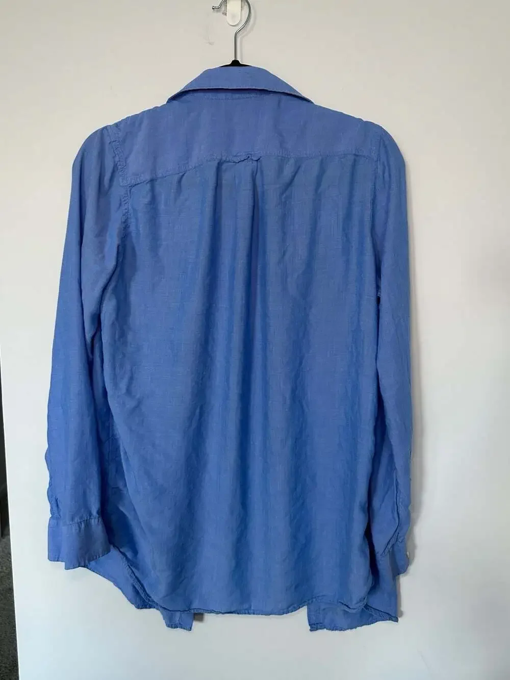 Banana Republic Soft Wash Tall M Blue Long Sleeve Button Down Shirt